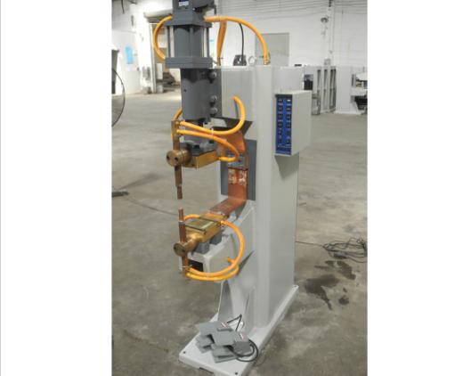 焊接機(jī)器人電弧 焊接機(jī)器人電弧