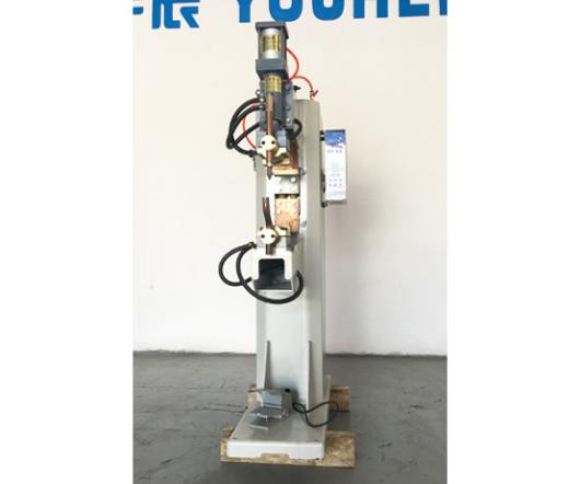 焊接機(jī)器人應(yīng)用 焊接機(jī)器人應(yīng)用